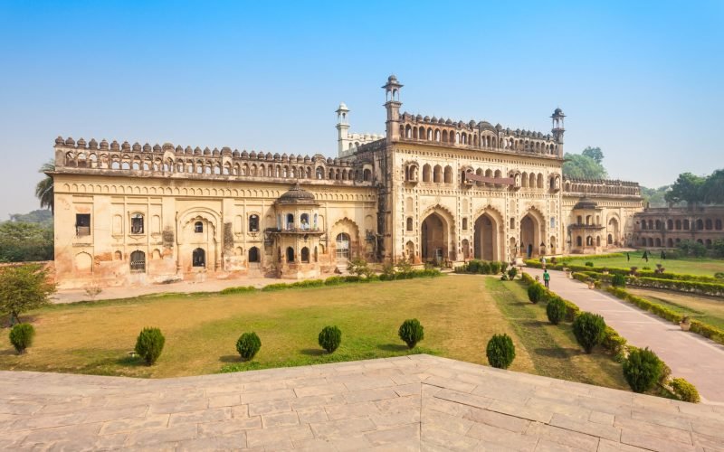 Lucknow_Activities_to_do_Visit_to_Bara_Imambara